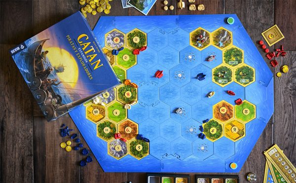 Catan Expansión: Piratas y Exploradores