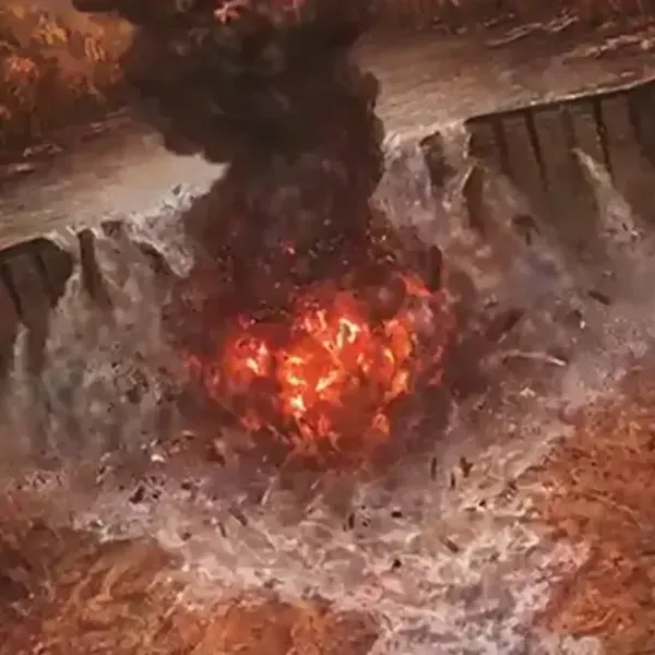 Boros Ponza controla Pioneer con destrucción de tierras.